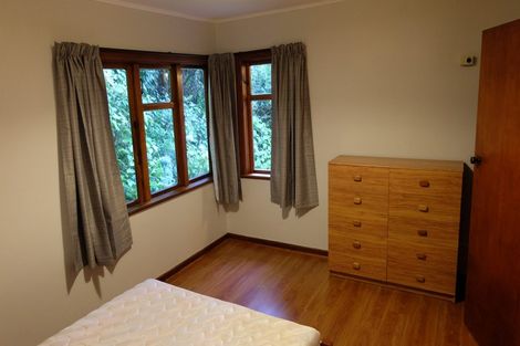 Photo of property in 31 Garden Road, Northland, Wellington, 6012