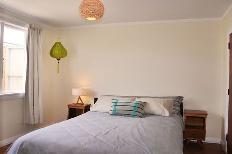 Photo of property in 23 Cumberland Street, Leigh, 0985