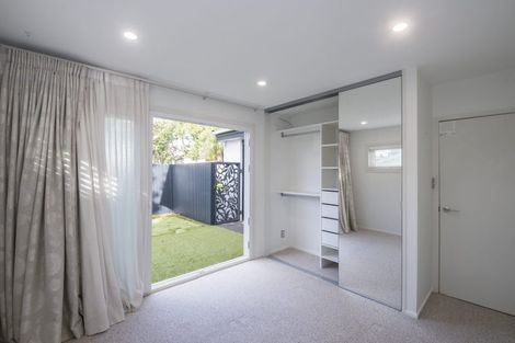 Photo of property in 1/16 Noall Street, Te Atatu Peninsula, Auckland, 0610