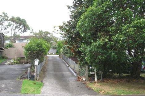 Photo of property in 2/25 Regency Place, Sunnynook, Auckland, 0632