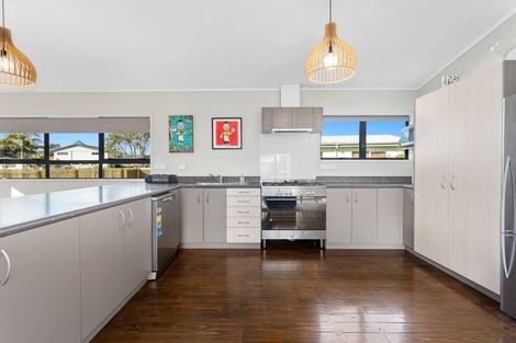 Photo of property in 94 Harbour Road, Ohope, 3121