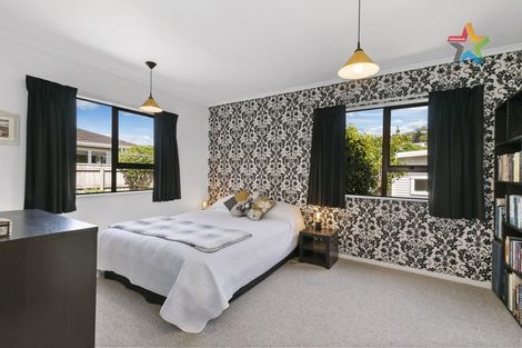 Photo of property in 7 Pekanga Road, Normandale, Lower Hutt, 5010