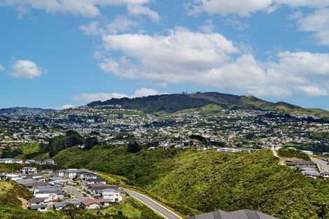 Photo of property in 10 Saba Way, Grenada Village, Wellington, 6037