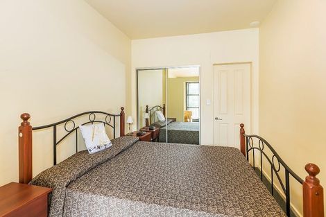 Photo of property in Atrium Towers, 6q/154 The Terrace, Wellington Central, Wellington, 6011