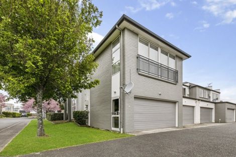 Photo of property in 16 Mcginty Street, Takanini, 2112