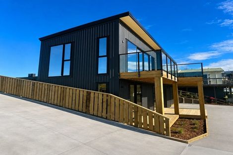 Photo of property in 116 Centennial Drive, Whitianga, 3510