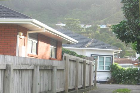 Photo of property in 5 Findlay Street, Tawa, Wellington, 5028