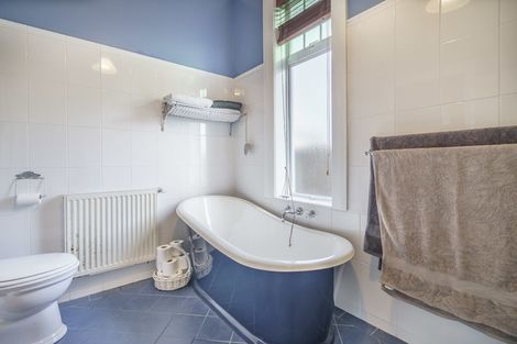 Photo of property in 291 Tay Street, Turnbull Thomson Park, Invercargill, 9810