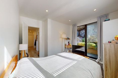 Photo of property in 43a Harbour View Road, Northland, Wellington, 6012