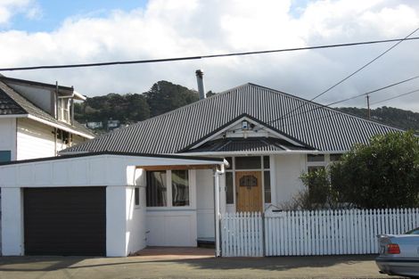 Photo of property in 36 Ross Street, Kilbirnie, Wellington, 6022