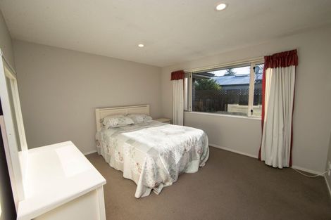 Photo of property in 2/134 Highsted Road, Casebrook, Christchurch, 8051