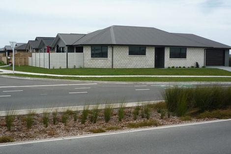 Photo of property in 2 Manuka Street, Papamoa Beach, Papamoa, 3118