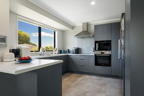 Photo of property in 1 Anatere Rise, Athenree, Katikati, 3177