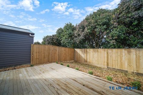 Photo of property in 21 Combat Street, Papakura, 2110