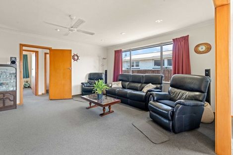 Photo of property in 24 Fern Drive, Halswell, Christchurch, 8025
