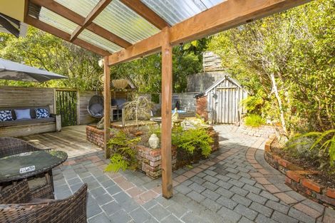 Photo of property in 1 Wyndham Road, Pinehaven, Upper Hutt, 5019