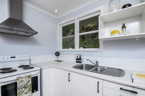 Photo of property in 113a Newlands Road, Newlands, Wellington, 6037