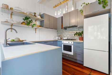 Photo of property in 1 Goldsmith Street, Maeroa, Hamilton, 3200