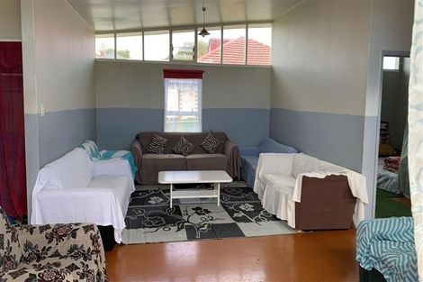 Photo of property in 64 Mangere Road, Otahuhu, Auckland, 1062