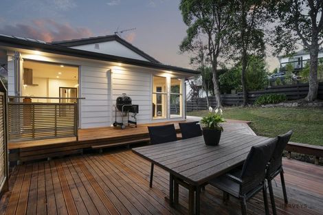 Photo of property in 7 Stallard Place, Glen Eden, Auckland, 0602