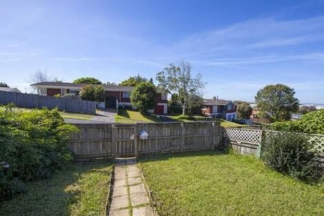 Photo of property in 3/41 Chatsworth Crescent, Pakuranga Heights, Auckland, 2010
