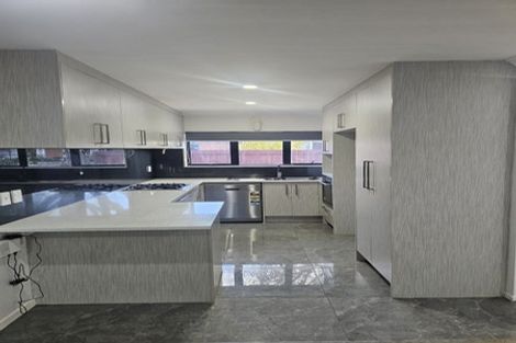 Photo of property in 8d Mahon Place, Papatoetoe, Auckland, 2025