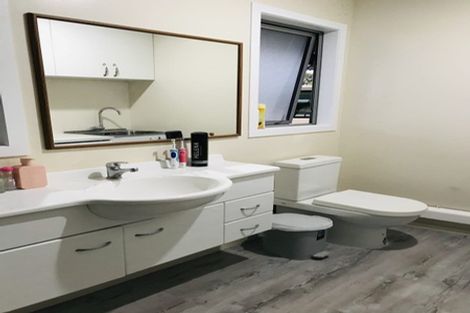 Photo of property in 86 Hadfield Street, Beach Haven, Auckland, 0626