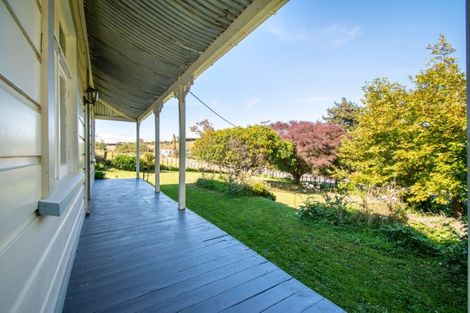 Photo of property in 104 Sandon Road, Feilding, 4702