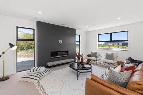 Photo of property in 11 Te Kahu Lane, Halcombe, Feilding, 4779