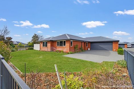 Photo of property in 1a Clifford Place, Amberley, 7410