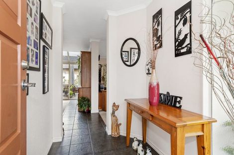 Photo of property in 28 Calypso Drive, Papamoa Beach, Papamoa, 3118