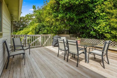 Photo of property in 3a Quinn Grove, Ranui, Porirua, 5024