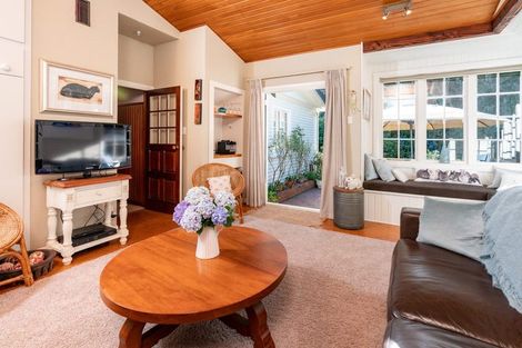 Photo of property in 1234 Paekakariki Hill Road, Paekakariki Hill, Porirua, 5381