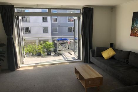 Photo of property in 7/15 Roxburgh Street, Mount Victoria, Wellington, 6011