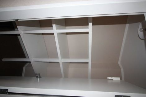 Photo of property in 17 Cleveland Heights, Kelvin Grove, Palmerston North, 4414