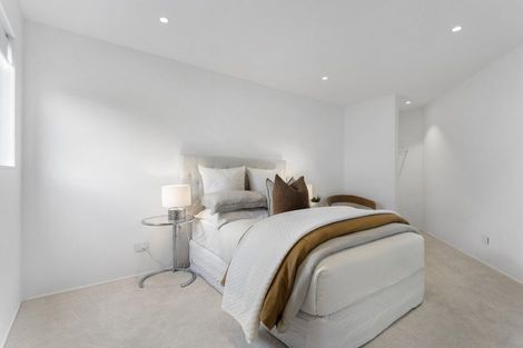 Photo of property in 14a Stanley Point Road, Stanley Point, Auckland, 0624