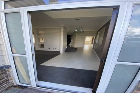 Photo of property in 12 Muirlea Drive, Flat Bush, Auckland, 2016