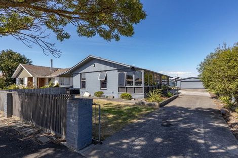 Photo of property in 25 Heathglen Avenue, Parklands, Christchurch, 8083