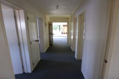 Photo of property in 28 Hookway Grove, Paraparaumu, 5032