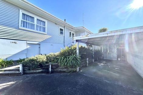 Photo of property in 1/41 Aeroview Drive, Beach Haven, Auckland, 0626