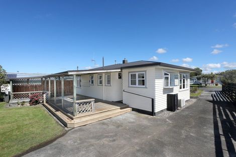 Photo of property in 27 Montgomery Street, Feilding, 4702