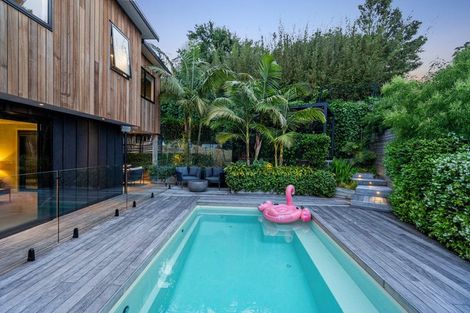 Photo of property in 57 Cilliers Drive, Silverdale, 0932