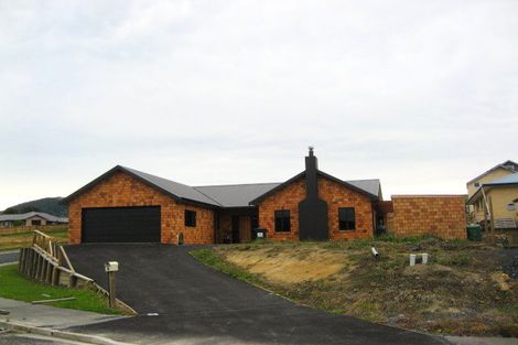 Photo of property in 5 Holyport Close, Fairfield, Dunedin, 9018