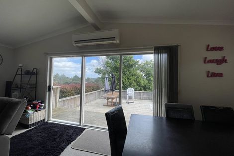 Photo of property in 2/11 Anne Mclean Drive, Bayview, Auckland, 0629