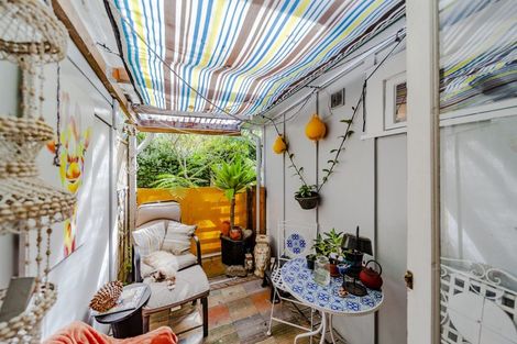 Photo of property in 8a Shanly Street, Waipawa, 4210