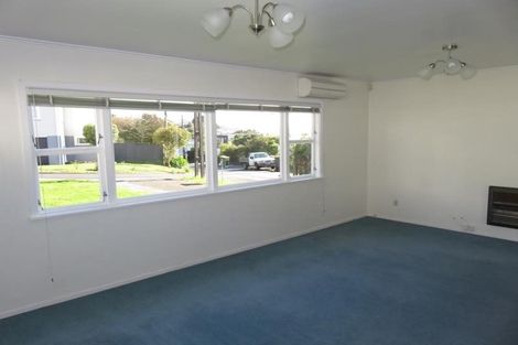 Photo of property in 10 Saville Row, Johnsonville, Wellington, 6037