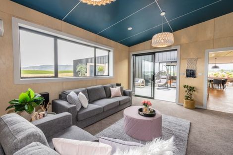 Photo of property in 213 Golden Road, Springvale, Alexandra, 9393