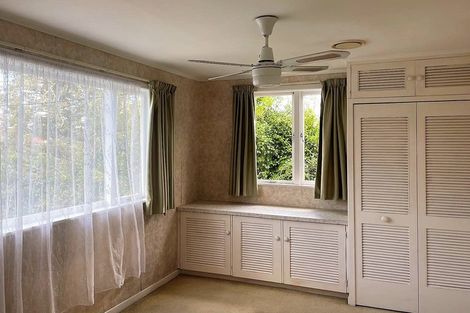 Photo of property in 27 Stottholm Road, Titirangi, Auckland, 0604