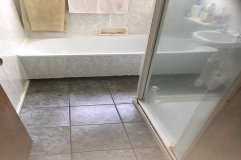 Photo of property in 10/31 Mana Avenue, Titahi Bay, Porirua, 5022