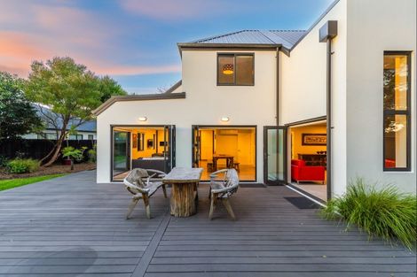 Photo of property in 9 Tanu Place, Parklands, Christchurch, 8083